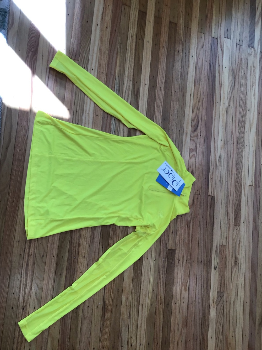 Piper by SmartPak Women's Vivid Yellow Long Sleeve Quarter Zip Top xs.